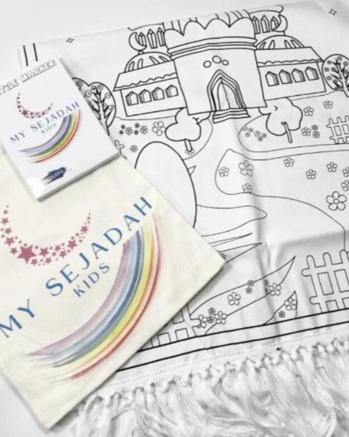 Tapis de Prière à Colorier pour Enfants – Apprendre en S'amusant